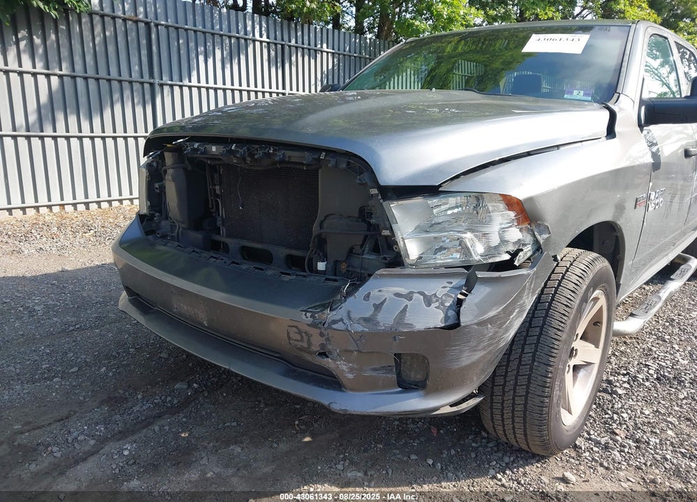2013 RAM 1500 VIN: 1C6RR7KT2DS520053