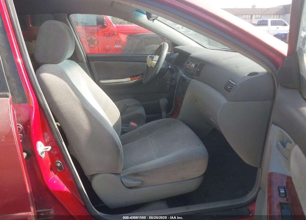 2007 TOYOTA COROLLA LE VIN: 1NXBR32EX7Z784257