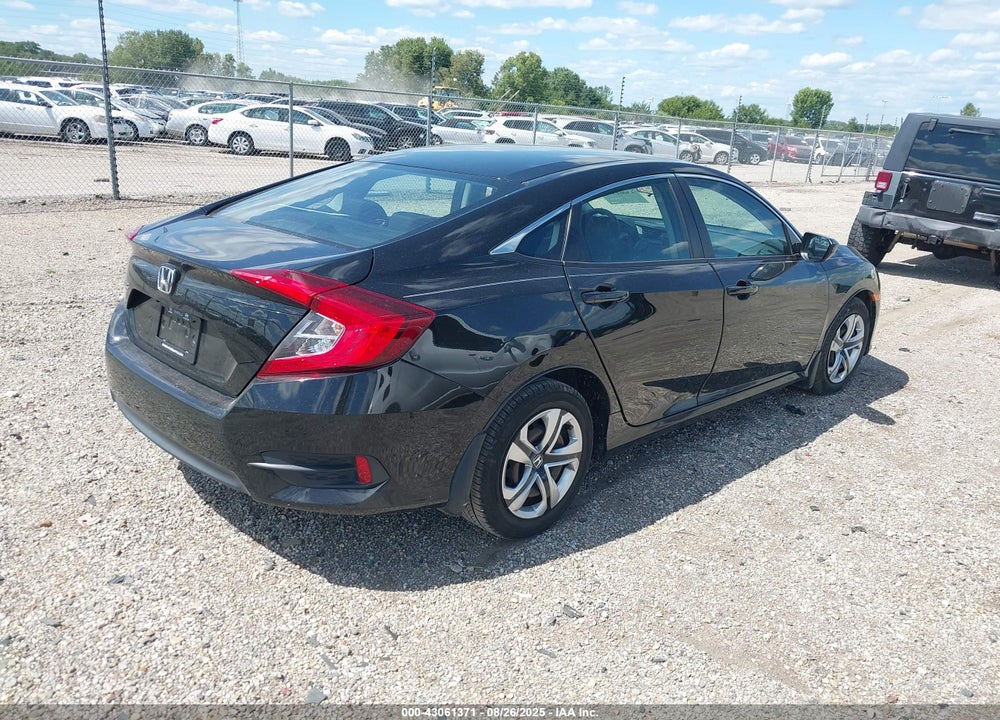 2017 HONDA CIVIC VIN: 19XFC2F58HE000802