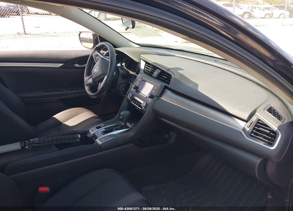 2017 HONDA CIVIC VIN: 19XFC2F58HE000802