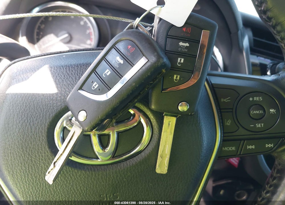 2020 TOYOTA CAMRY VIN: 4T1G11AK6LU334088