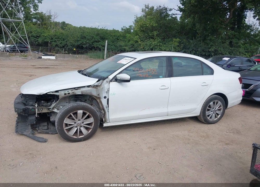 2016 VOLKSWAGEN JETTA VIN: 3VWD67AJ9GM323399