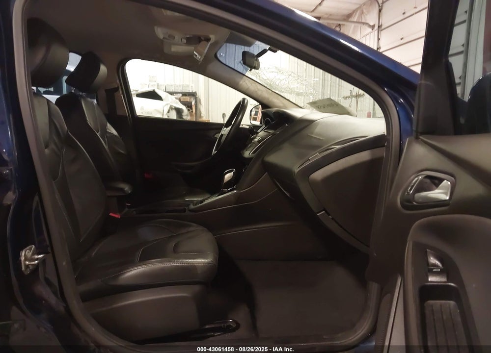 2016 FORD FOCUS VIN: 1FADP3K24GL253981