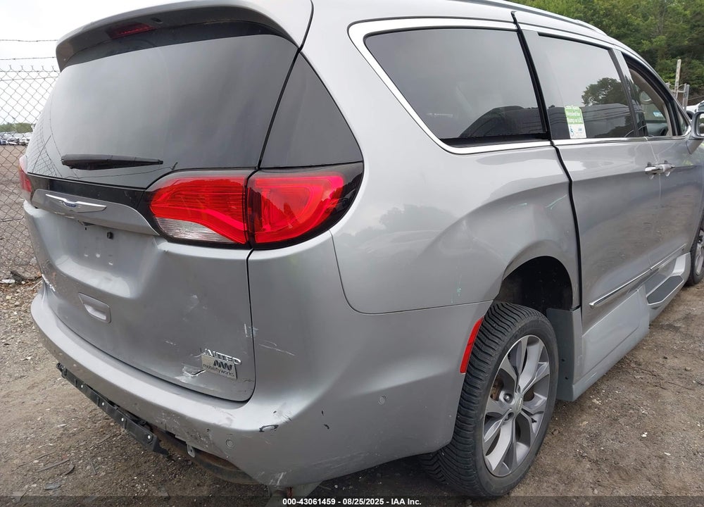 2019 CHRYSLER PACIFICA LIMITED VIN: 2C4RC1GG7KR522463