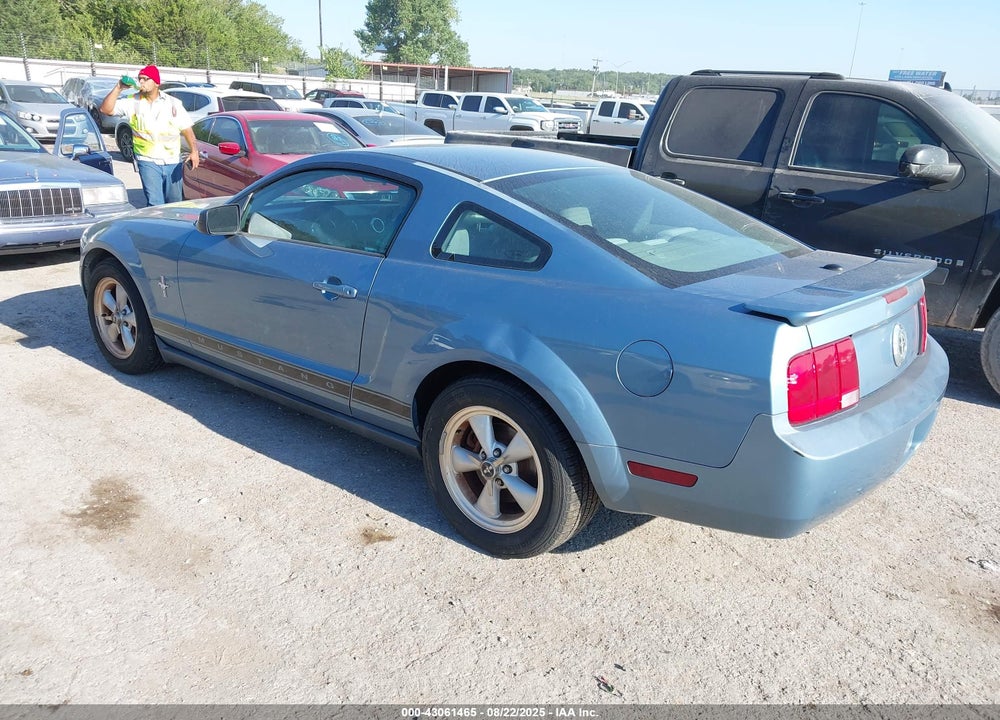 2008 FORD MUSTANG V6 DELUXE/V6 PREMIUM VIN: 1ZVHT80N685105688