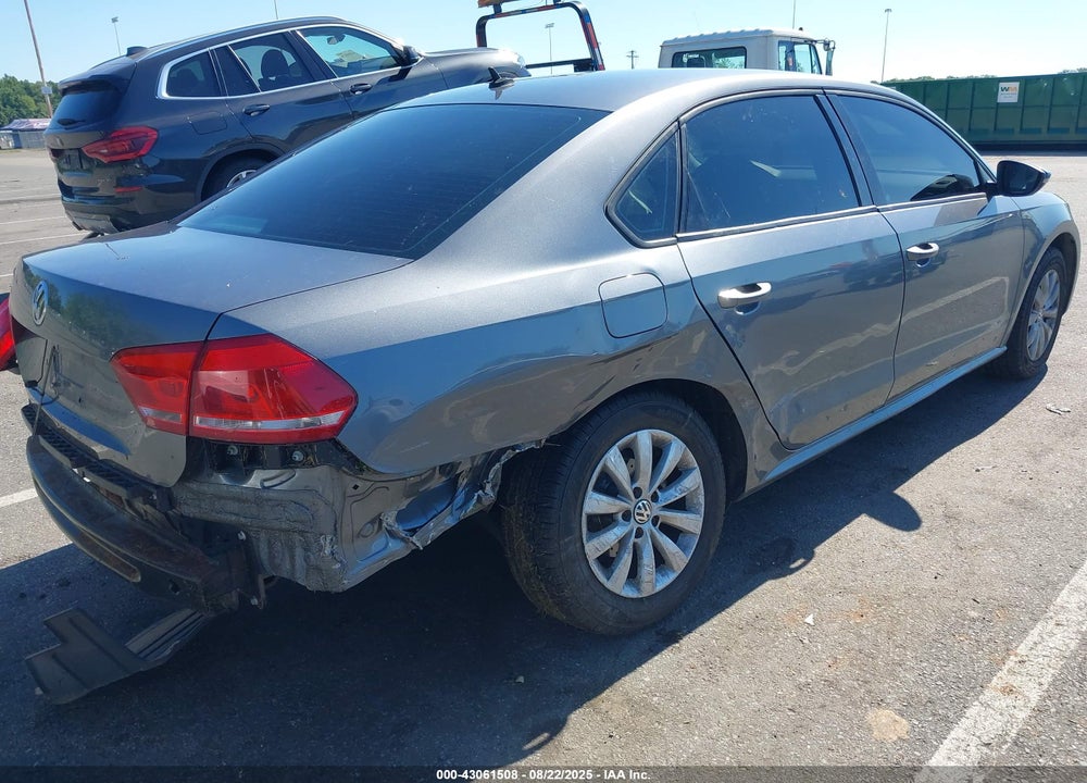 2012 VOLKSWAGEN PASSAT VIN: 1VWAH7A32CC011337