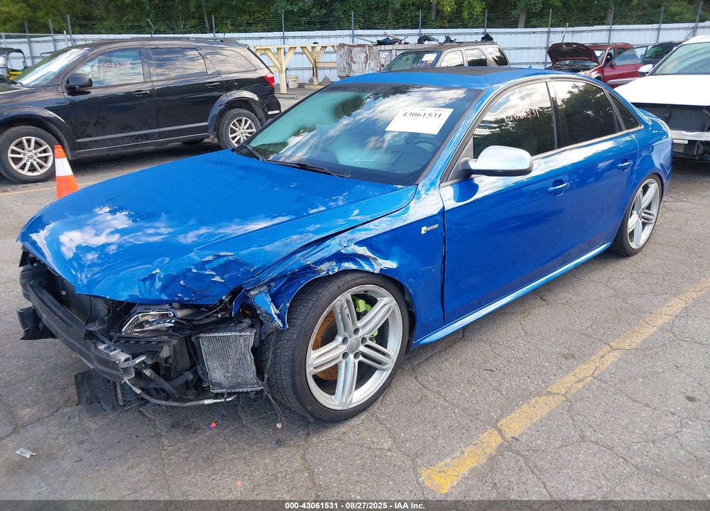 2010 AUDI S4 3.0 PREMIUM PLUS VIN: WAUDGAFL2AA022546
