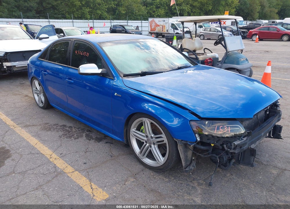 2010 AUDI S4 3.0 PREMIUM PLUS VIN: WAUDGAFL2AA022546
