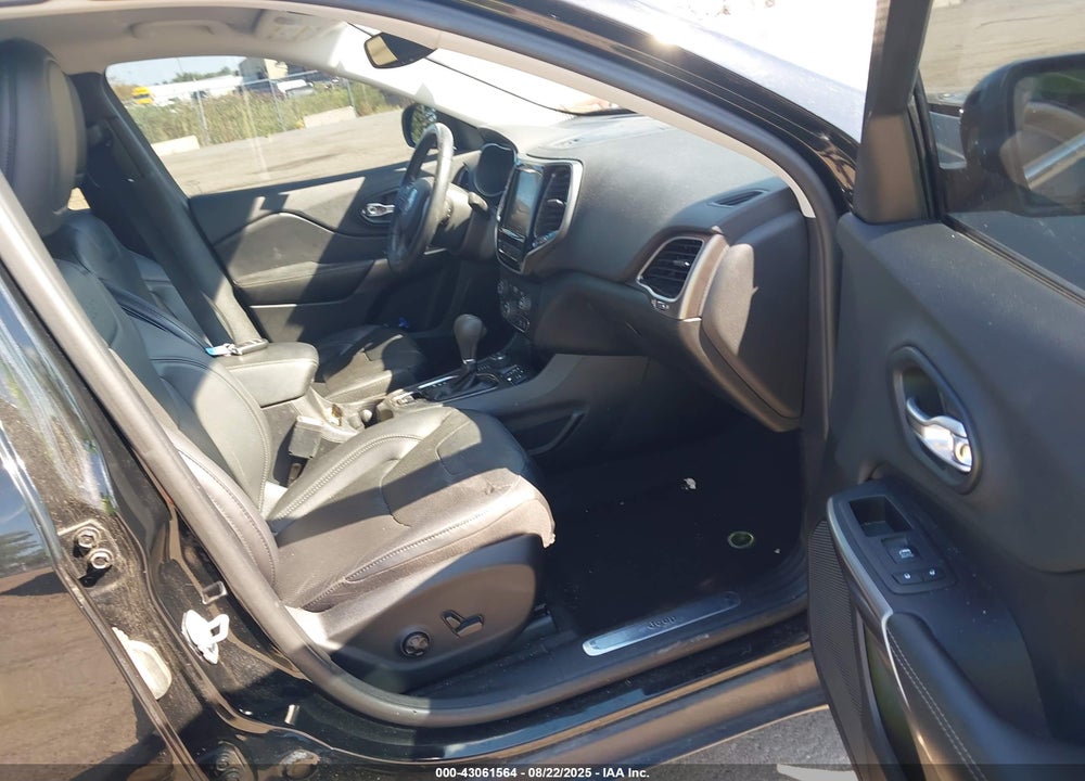 2019 JEEP CHEROKEE VIN: 1C4PJMDX3KD379775