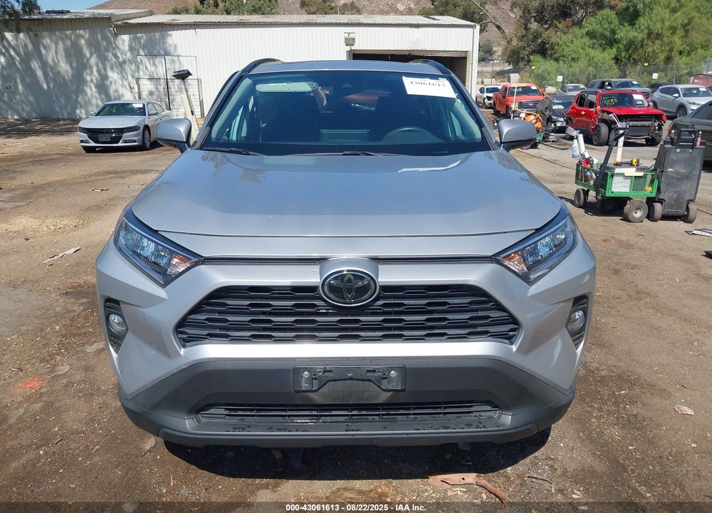 2019 TOYOTA RAV4 XLE VIN: 2T3W1RFV6KW011372