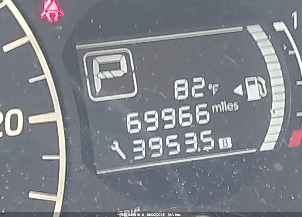 2015 NISSAN VERSA NOTE VIN: 3N1CE2CP0FL382385