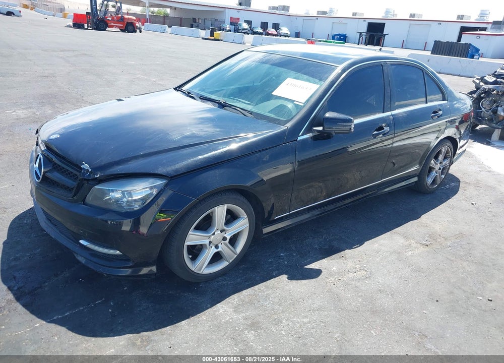 2011 MERCEDES-BENZ C CLASS VIN: WDDGF5EBXBF633146