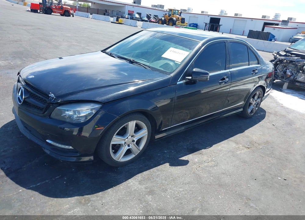 2011 MERCEDES-BENZ C CLASS VIN: WDDGF5EBXBF633146