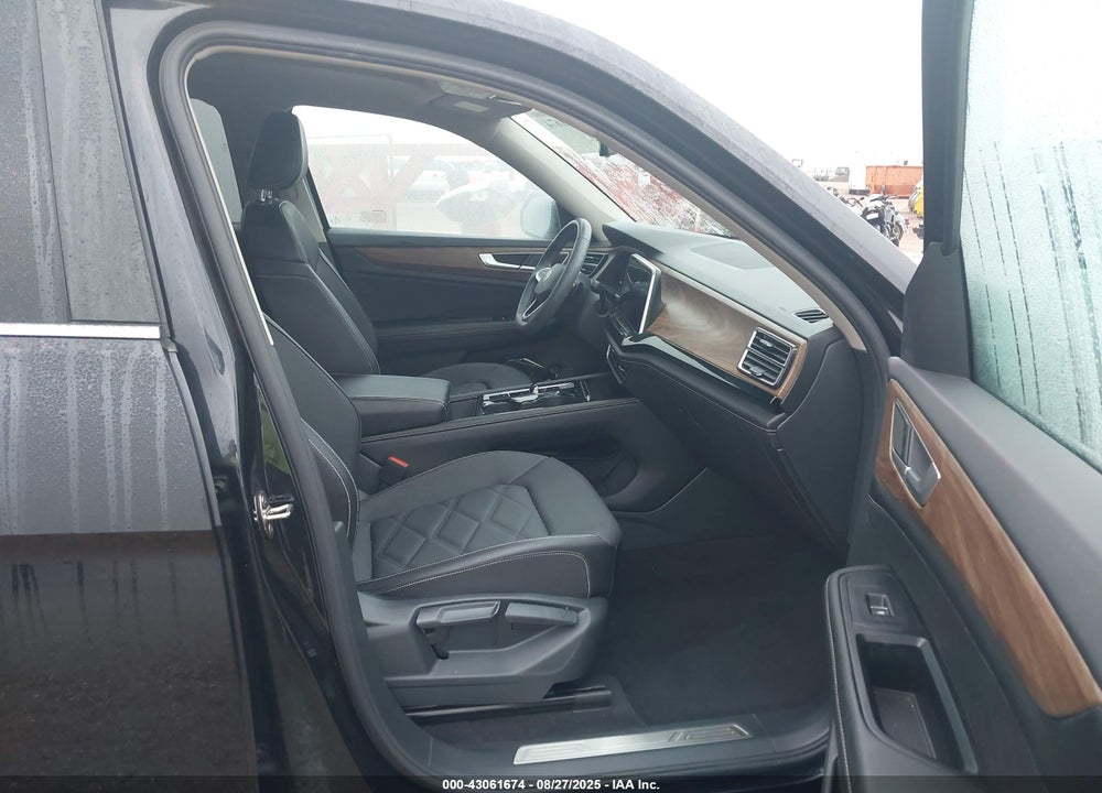 2024 VOLKSWAGEN ATLAS VIN: 1V2JR2CA0RC527623