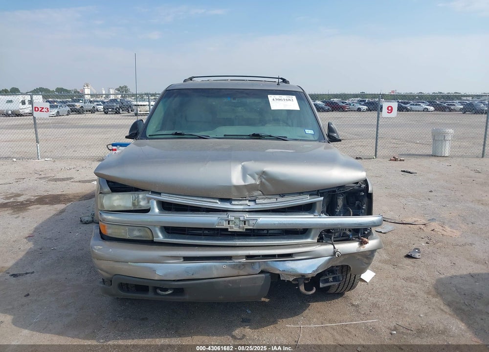 2002 CHEVROLET TAHOE LT VIN: 1GNEC13Z22R138125