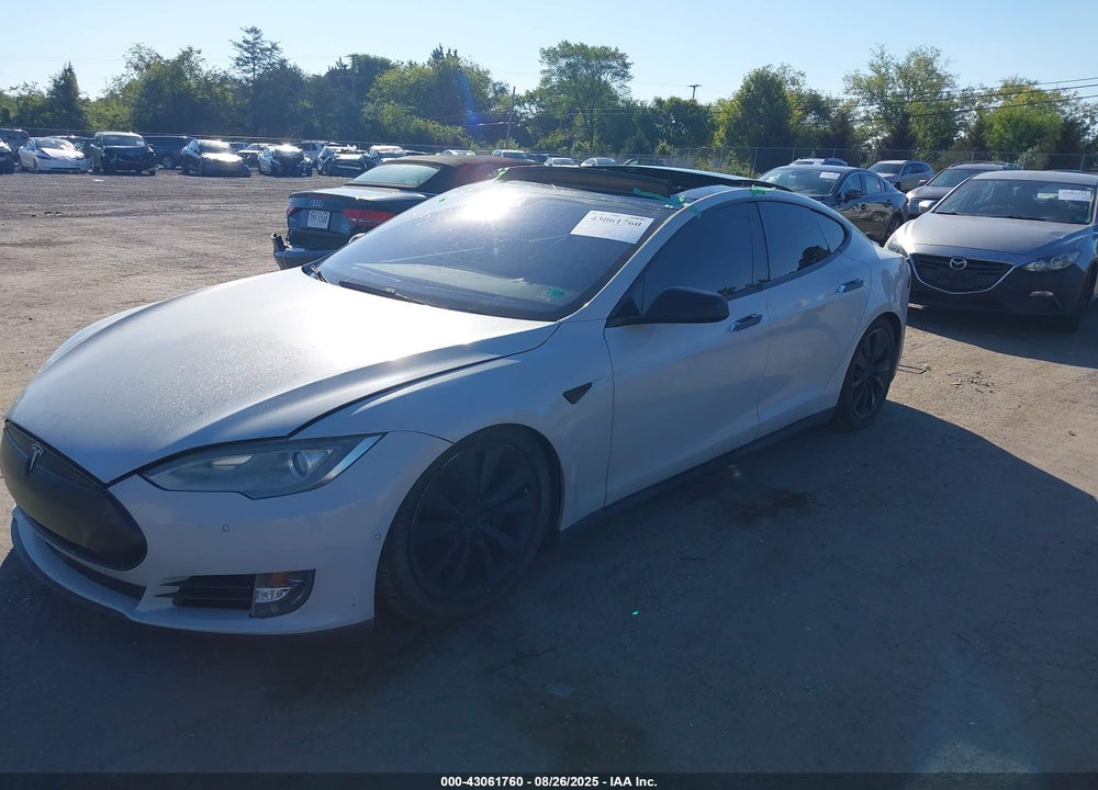 2015 TESLA MODEL S VIN: 5YJSA1H21FFP76844