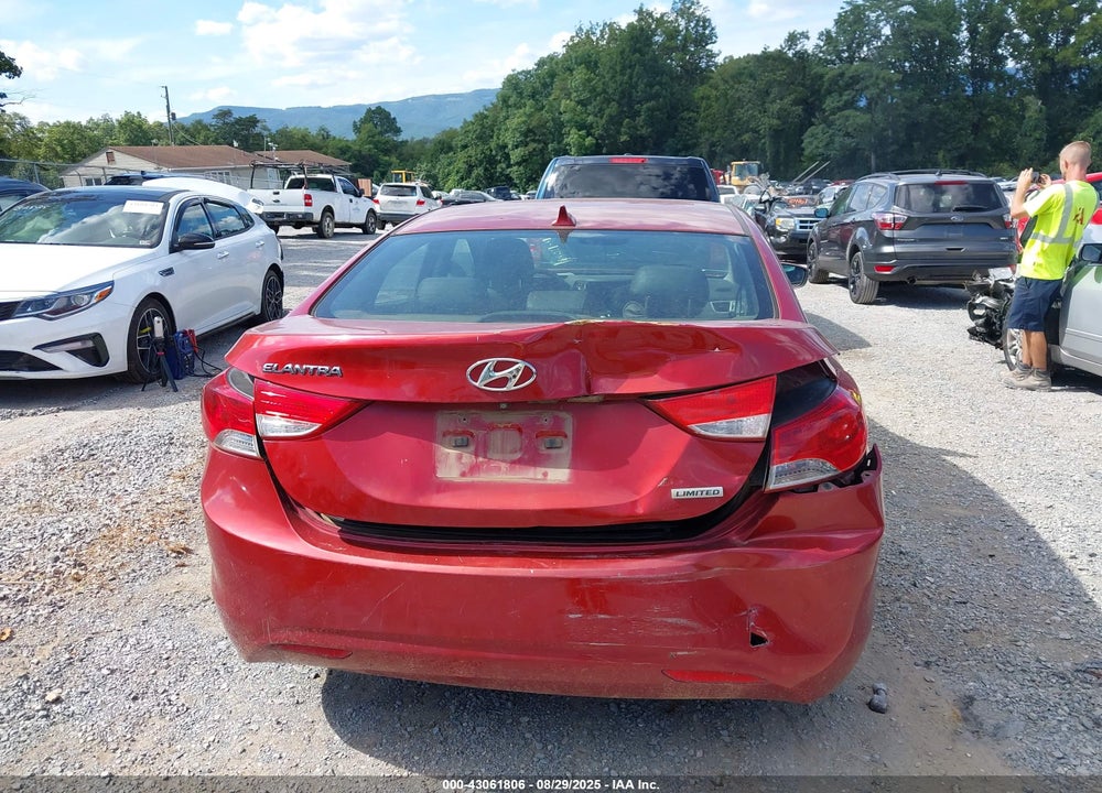 2012 HYUNDAI ELANTRA VIN: KMHDH4AE7CU249139