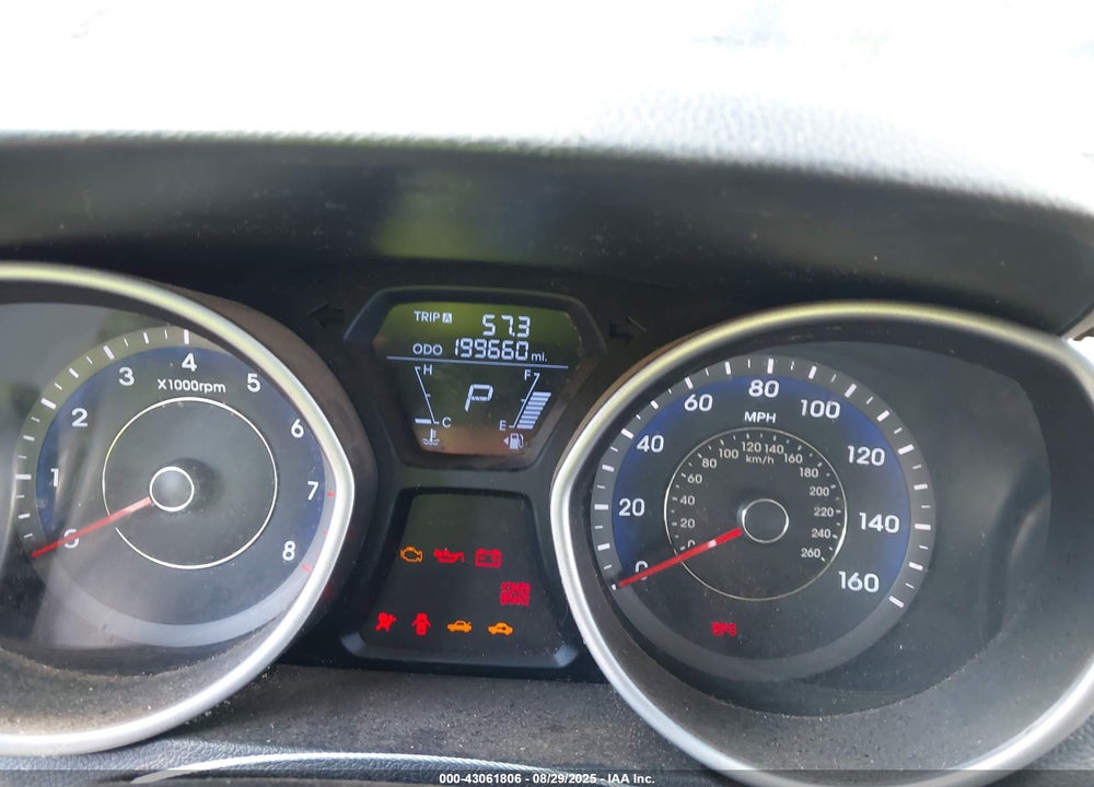 2012 HYUNDAI ELANTRA VIN: KMHDH4AE7CU249139