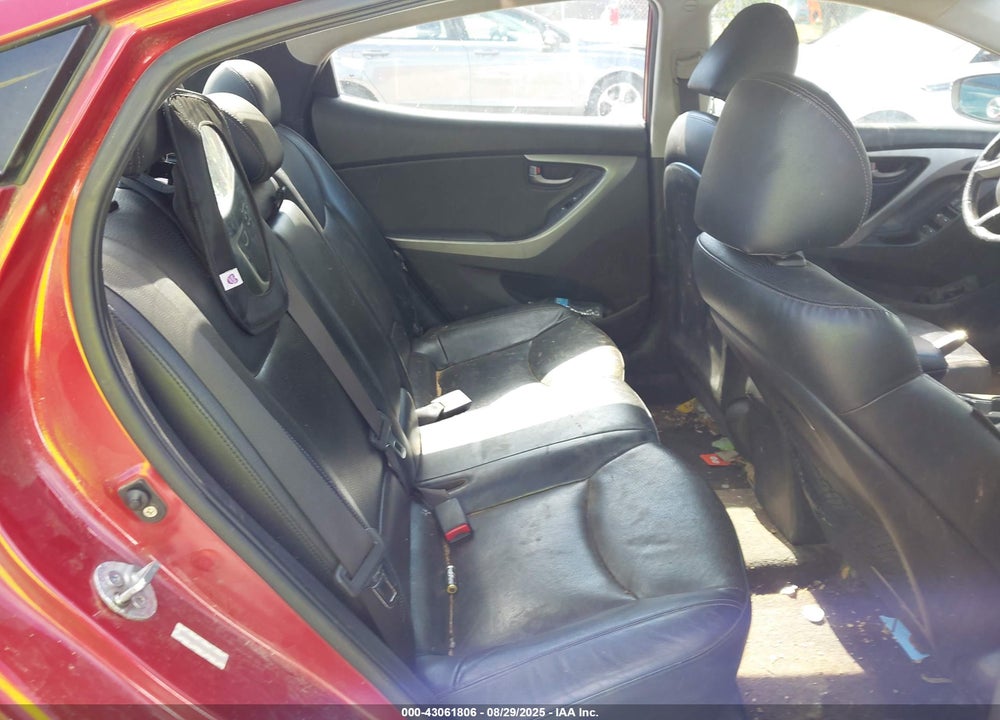 2012 HYUNDAI ELANTRA VIN: KMHDH4AE7CU249139