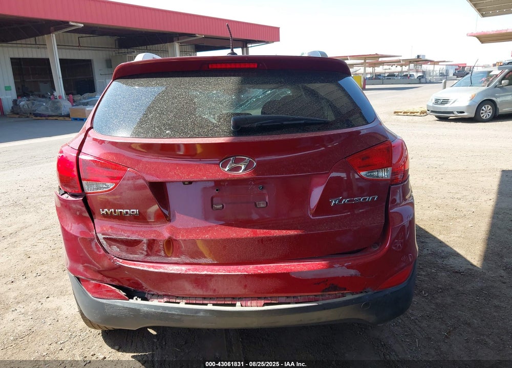 2010 HYUNDAI TUCSON VIN: KM8JU3AC7AU067591
