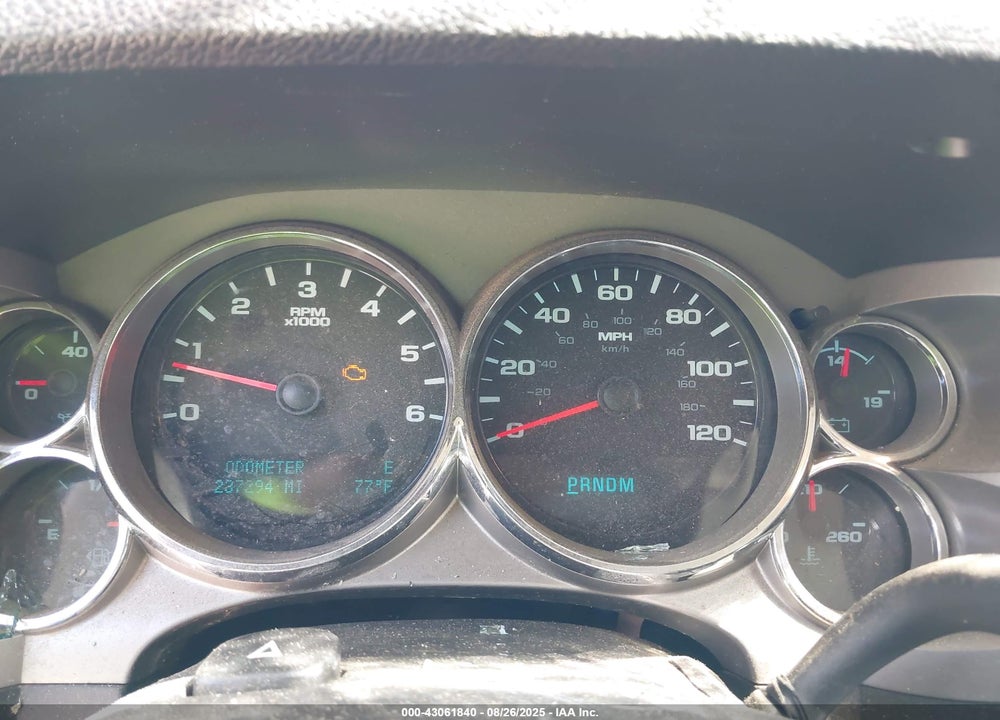2011 CHEVROLET SILVERADO 1500 LT VIN: 1GCRKSE39BZ285389