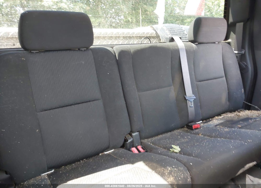 2011 CHEVROLET SILVERADO 1500 LT VIN: 1GCRKSE39BZ285389