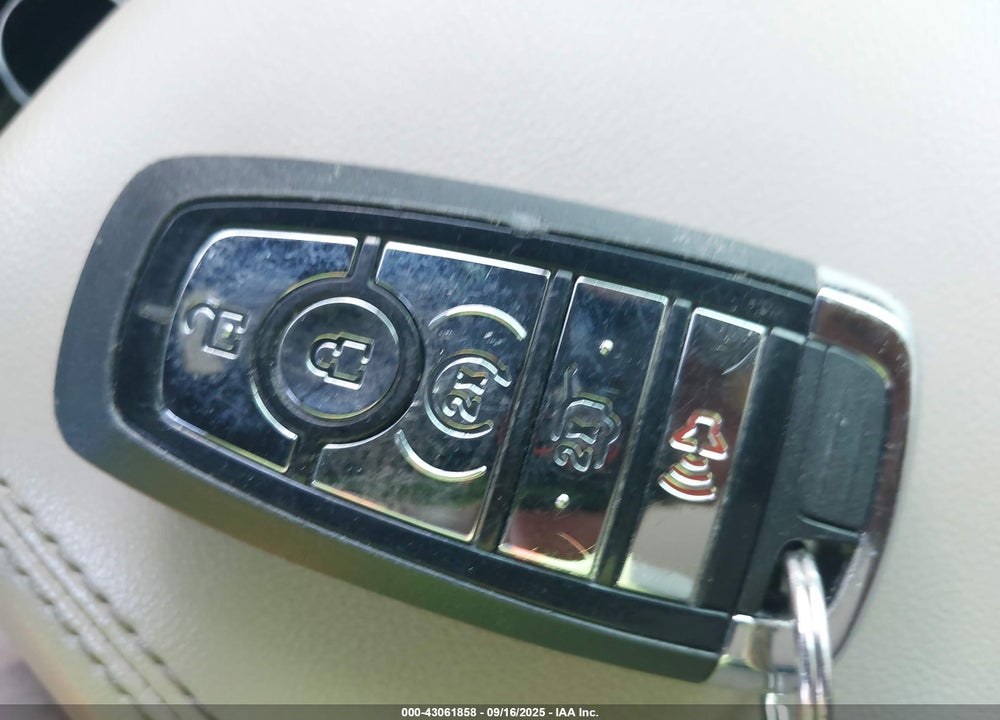 2021 LINCOLN NAUTILUS VIN: 2LMPJ6K93MBL05605
