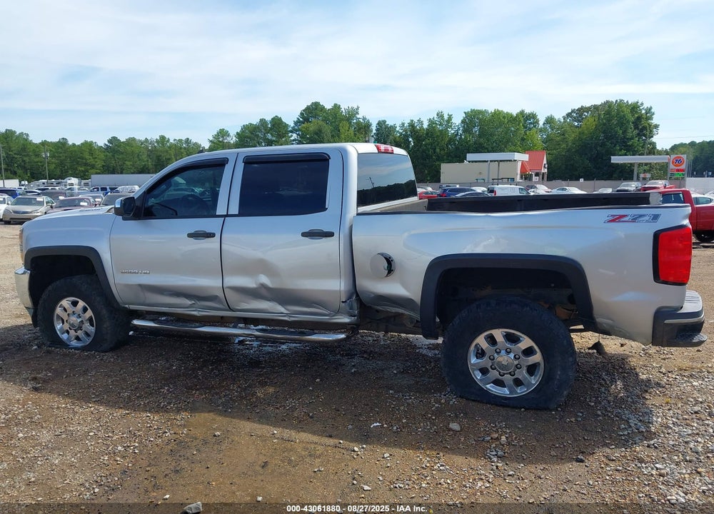 2015 CHEVROLET SILVERADO 2500HD LT VIN: 1GC1KVE88FF156755
