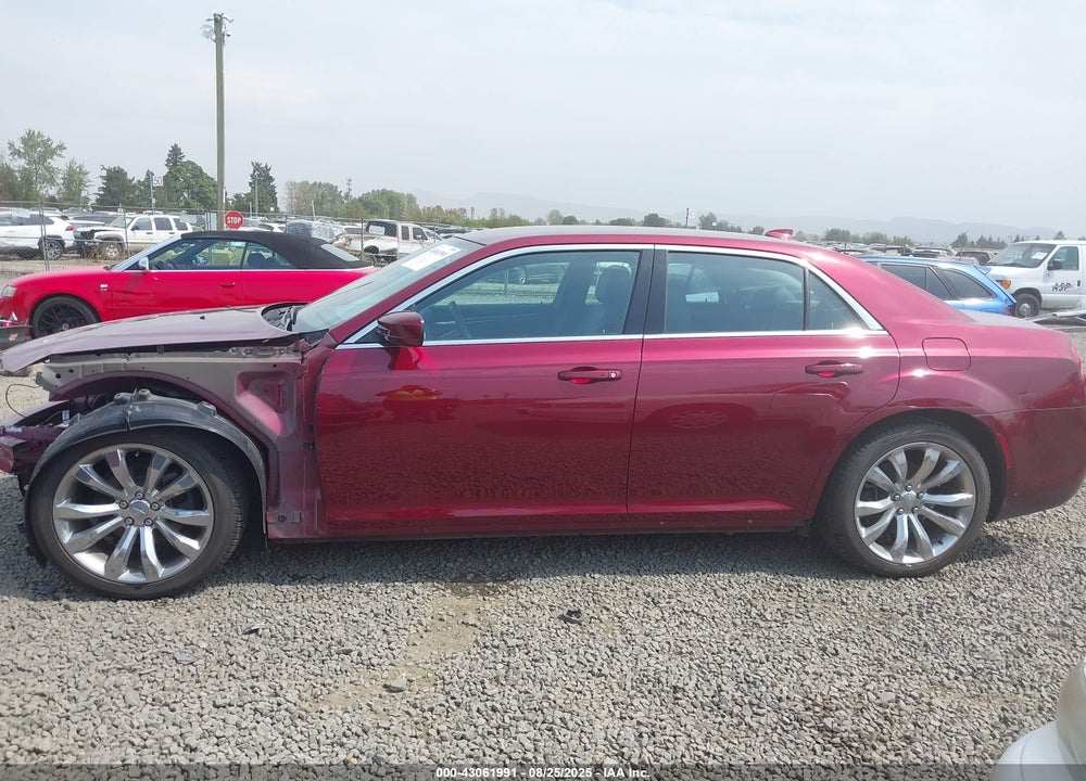 2017 CHRYSLER 300 VIN: 2C3CCAAG8HH646727