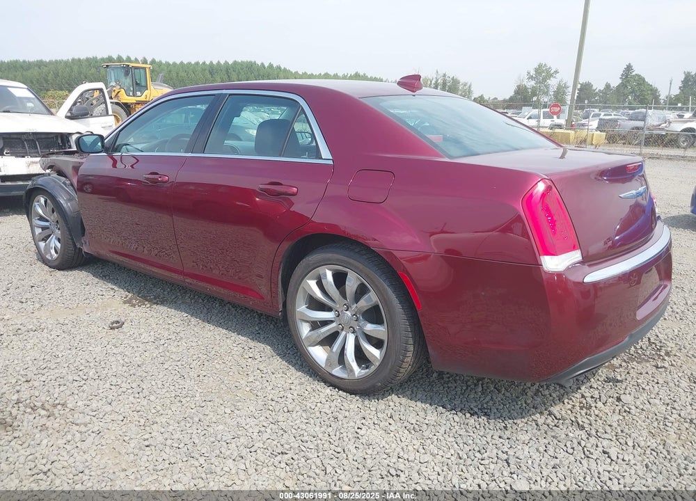 2017 CHRYSLER 300 VIN: 2C3CCAAG8HH646727