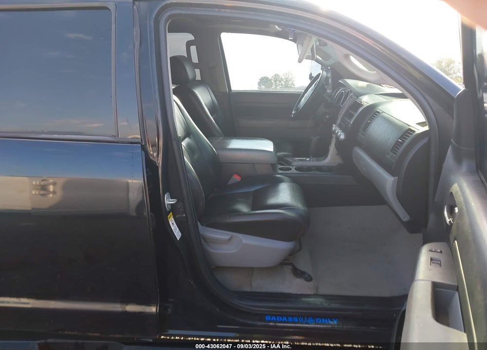 2011 TOYOTA TUNDRA VIN: 5TFDY5F19BX197669