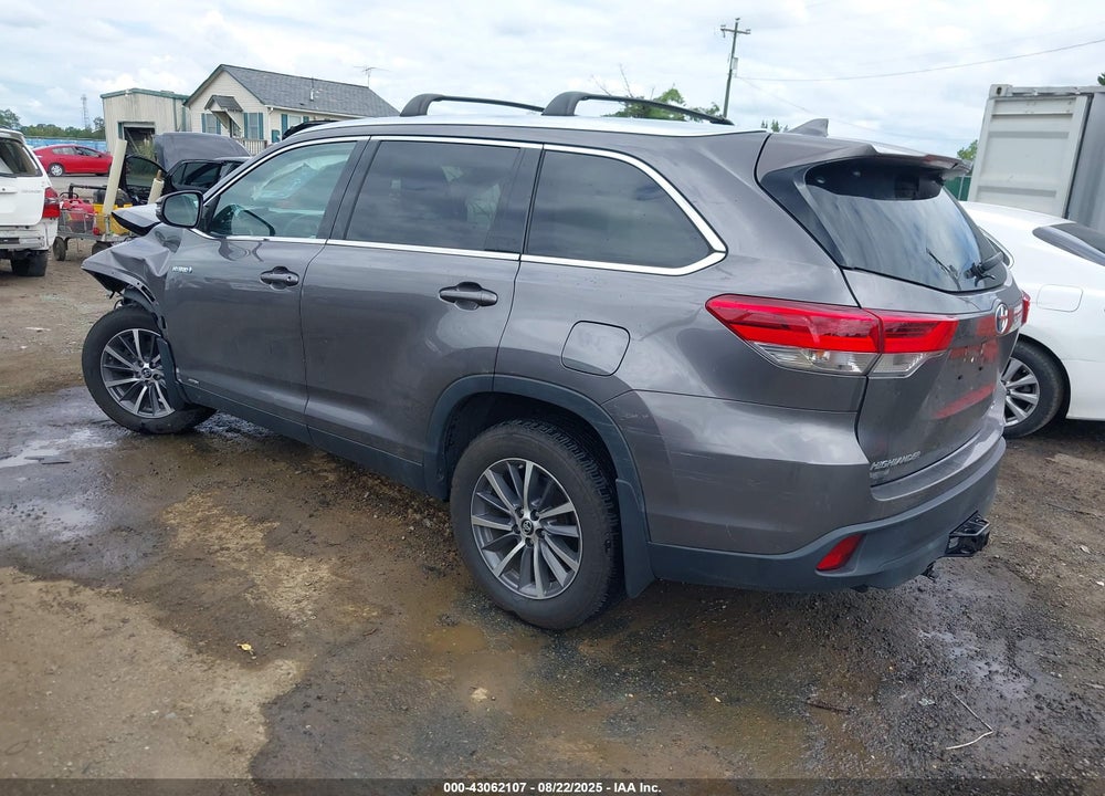 2019 TOYOTA HIGHLANDER HYBRID XLE VIN: 5TDJGRFH7KS068183