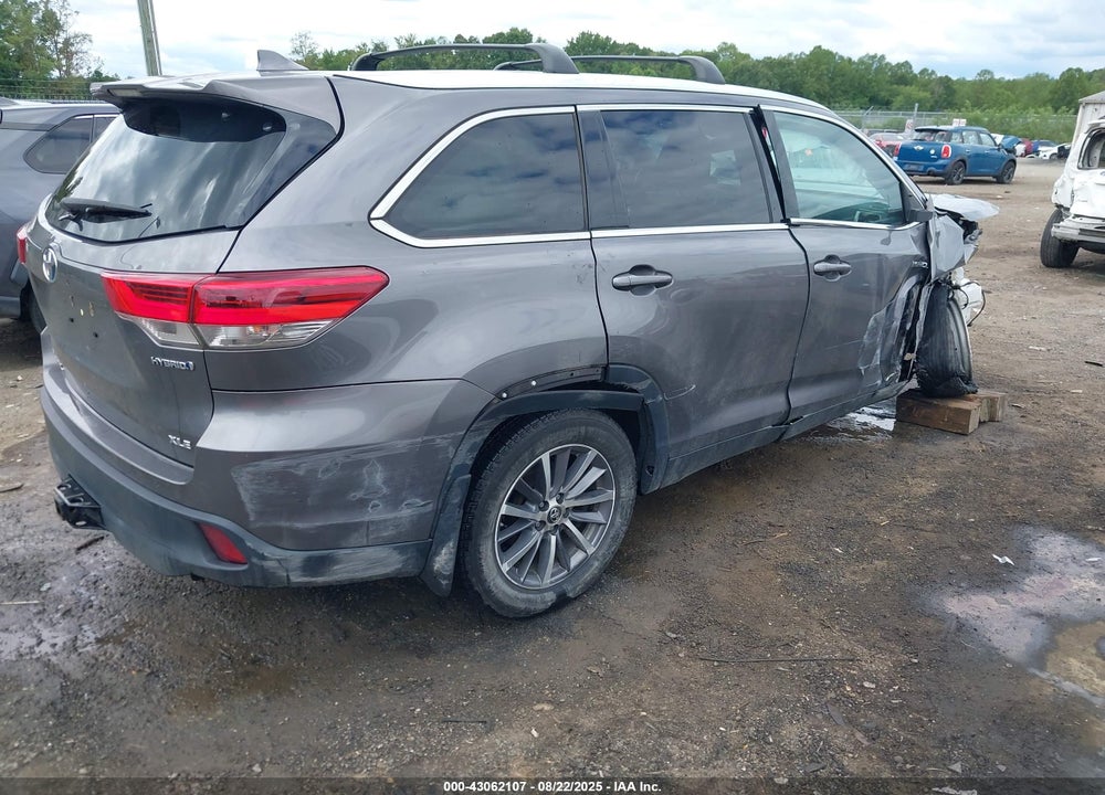 2019 TOYOTA HIGHLANDER HYBRID XLE VIN: 5TDJGRFH7KS068183