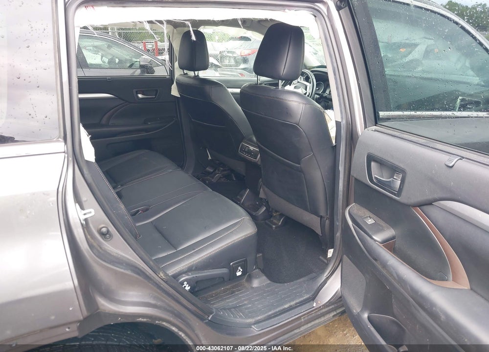 2019 TOYOTA HIGHLANDER HYBRID XLE VIN: 5TDJGRFH7KS068183