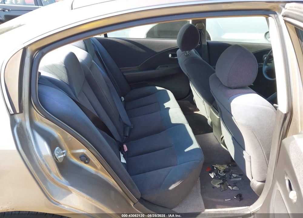 2002 NISSAN ALTIMA 2.5 S VIN: 1N4AL11D02C211175