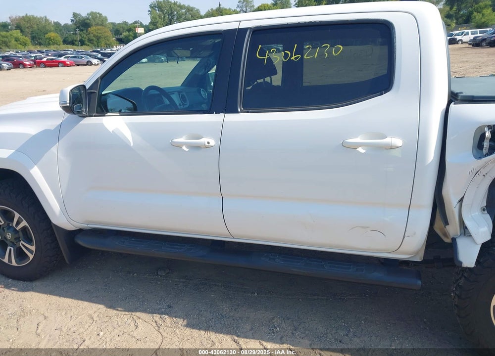 2017 TOYOTA TACOMA VIN: 3TMCZ5AN8HM092879