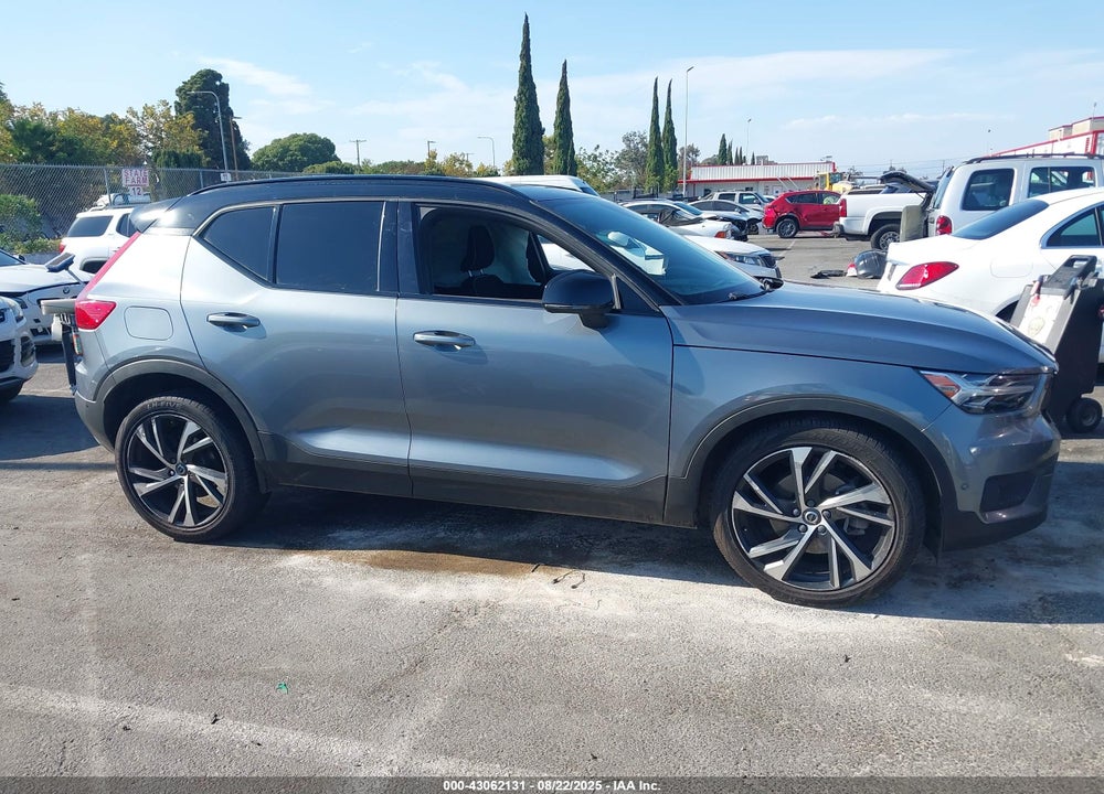 2019 VOLVO XC40 VIN: YV4AC2HM6K2112773