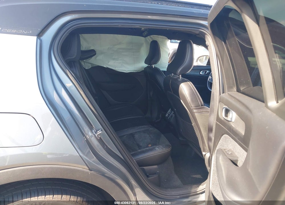 2019 VOLVO XC40 VIN: YV4AC2HM6K2112773