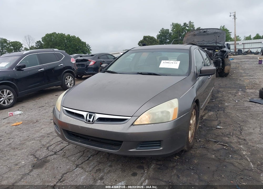 2007 HONDA ACCORD 2.4 EX VIN: 1HGCM56807A141121