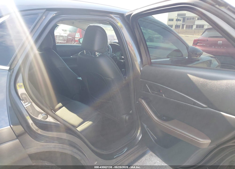 2022 MAZDA CX-30 2.5 TURBO PREMIUM VIN: 3MVDMBDY2NM436806