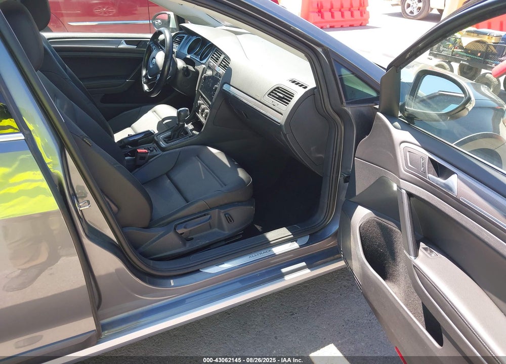 2018 VOLKSWAGEN GOLF ALLTRACK VIN: 3VWH17AUXJM759678