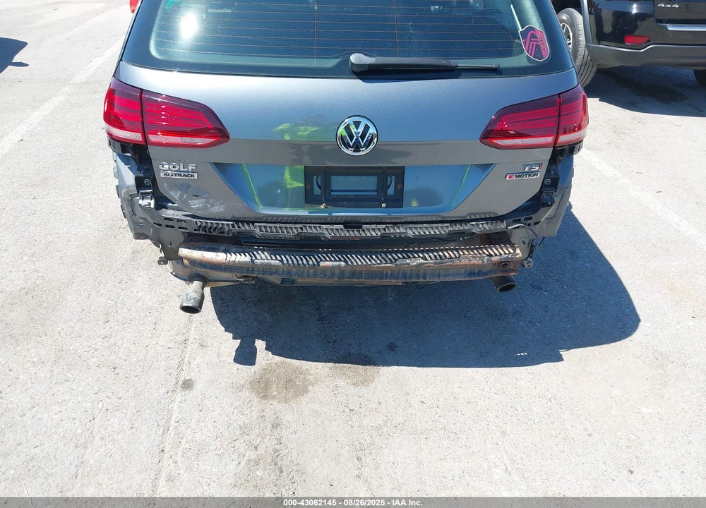 2018 VOLKSWAGEN GOLF ALLTRACK VIN: 3VWH17AUXJM759678