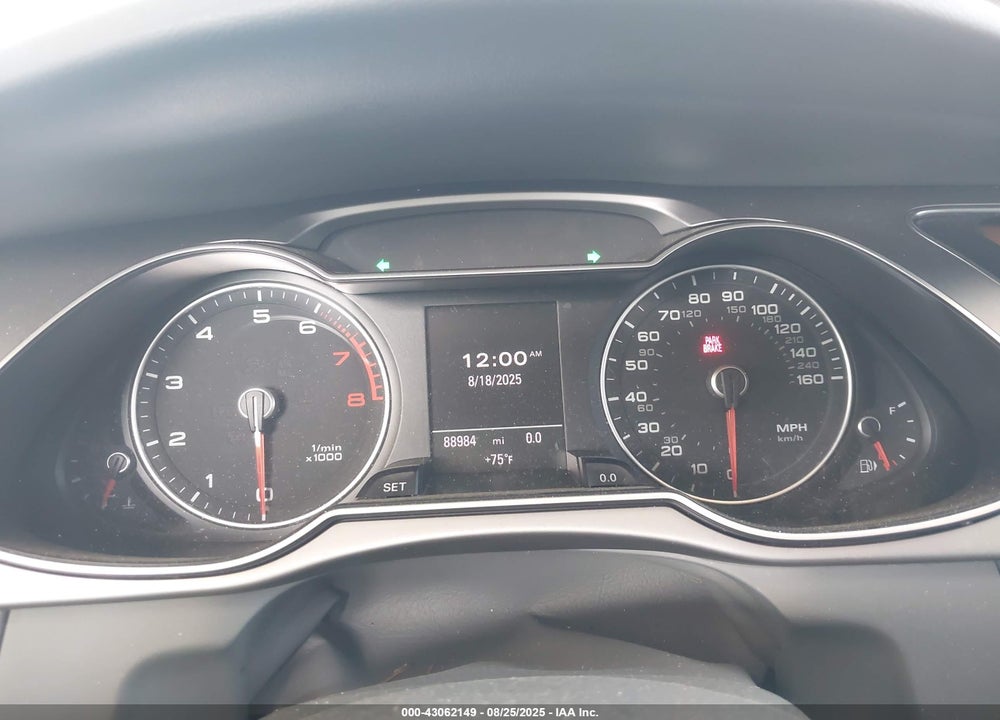 2013 AUDI A4 VIN: WAUFFAFLXDN036042