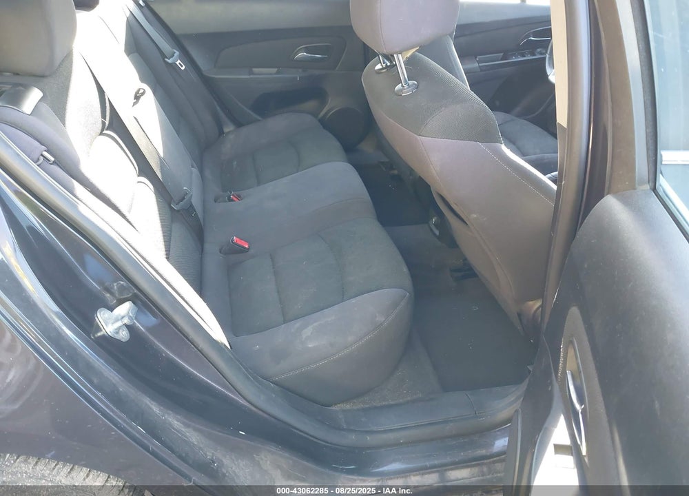 2014 CHEVROLET CRUZE VIN: 1G1PC5SB6E7237052