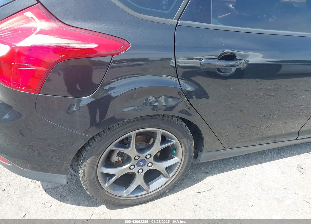2014 FORD FOCUS VIN: 1FADP3K28EL243774