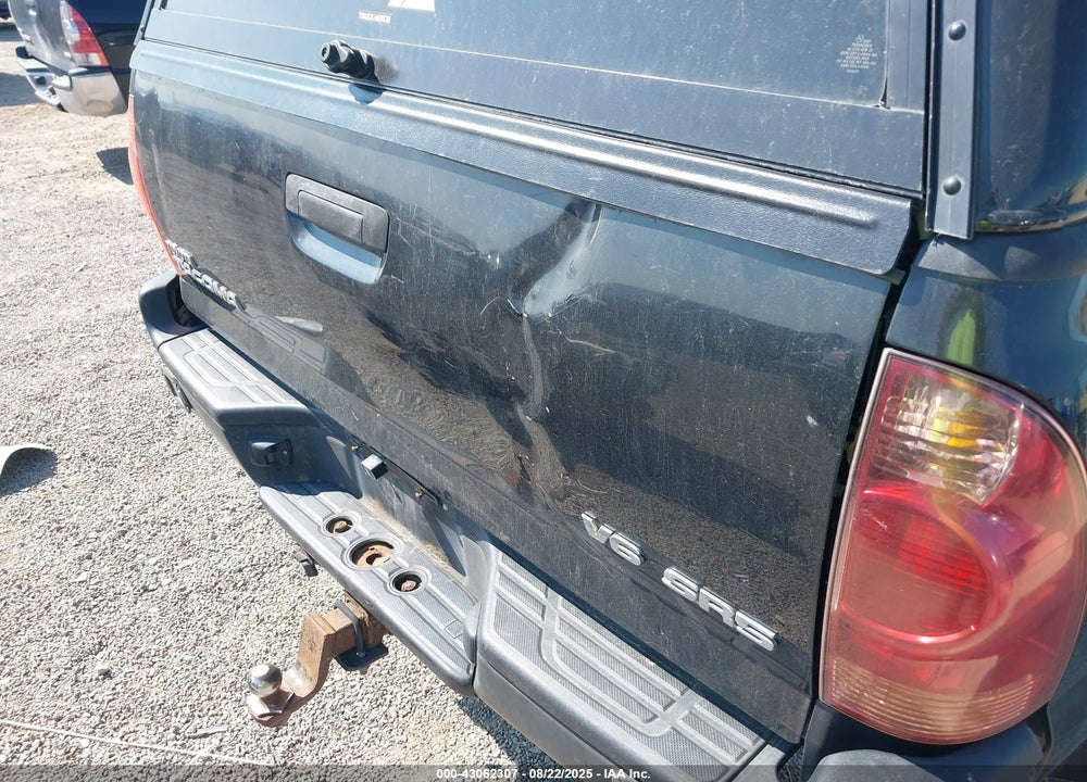 2008 TOYOTA TACOMA V6 VIN: 5TEMU52N28Z494904