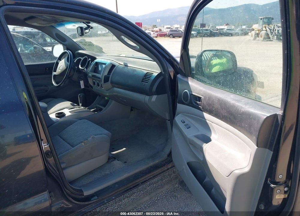 2008 TOYOTA TACOMA V6 VIN: 5TEMU52N28Z494904
