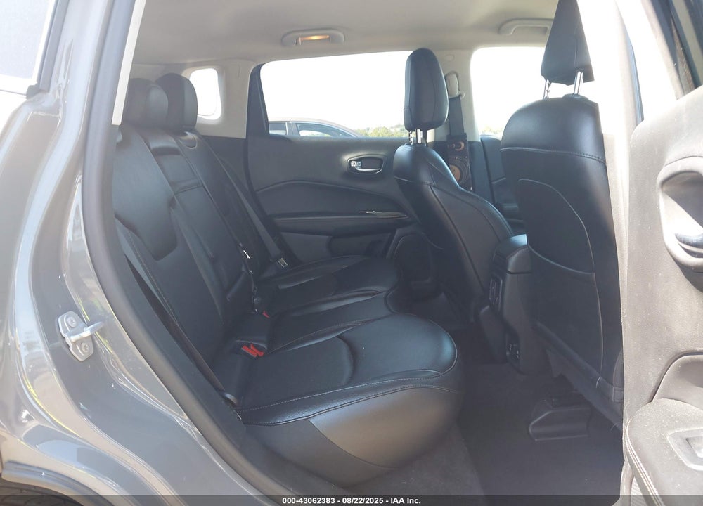 2020 JEEP COMPASS VIN: 3C4NJDCB4LT111701