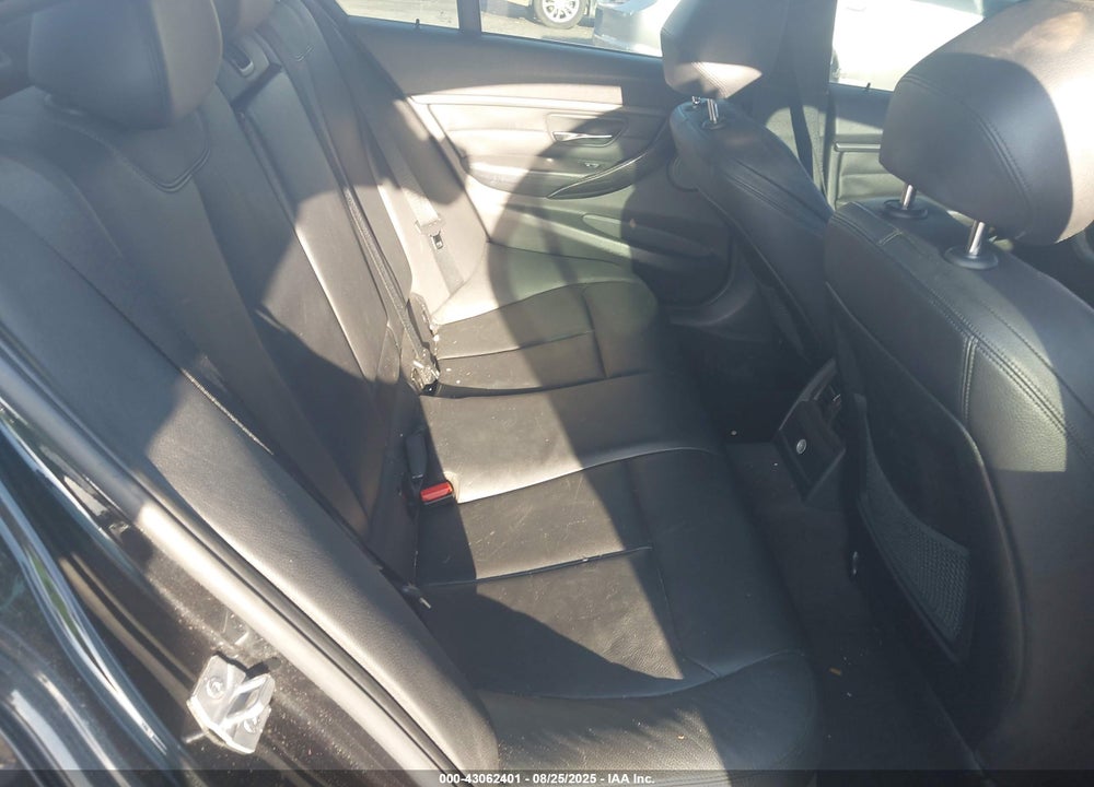 2013 BMW 3 SERIES VIN: WBA3A9G54DNR97154