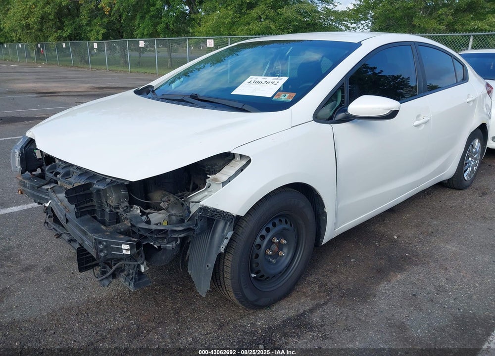 2018 KIA FORTE VIN: 3KPFL4A76JE231031
